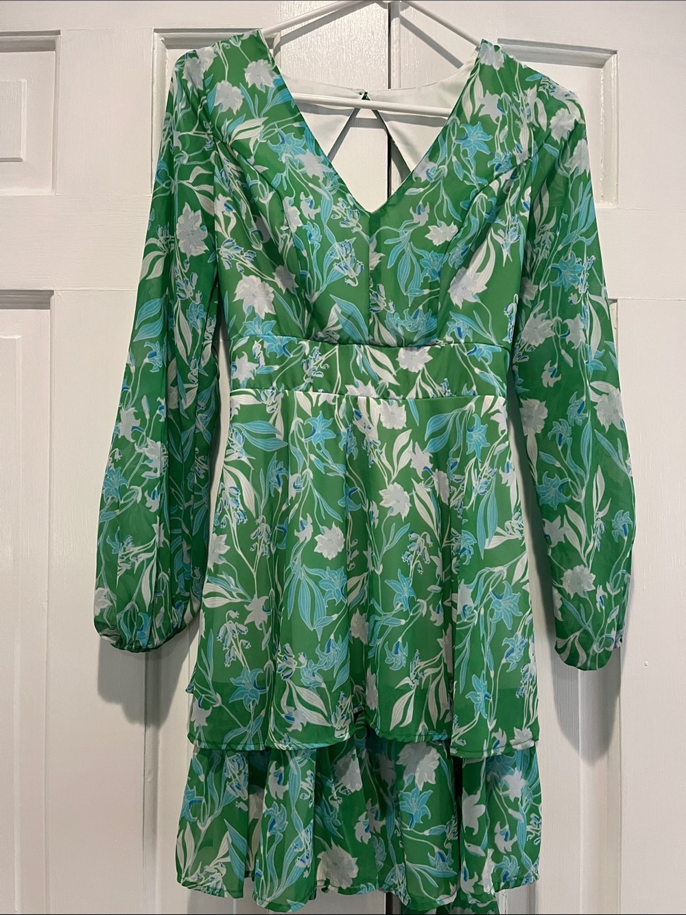 Jessica Simpson Green Floral Midi Dress with Blue and White Accents